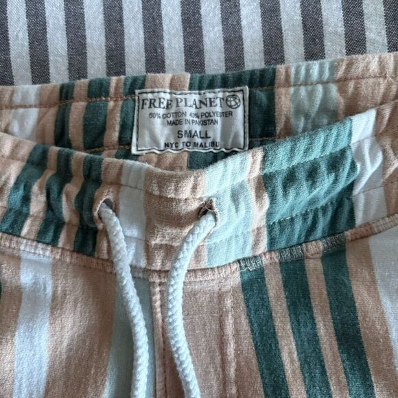 Free Planet Men's Striped Cotton Drawstring Shorts Size Small - Picture 3 of 5